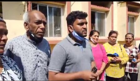 AAP Volunteers protested in-front of Mapusa PWD office, raised water supply issues faced by locals