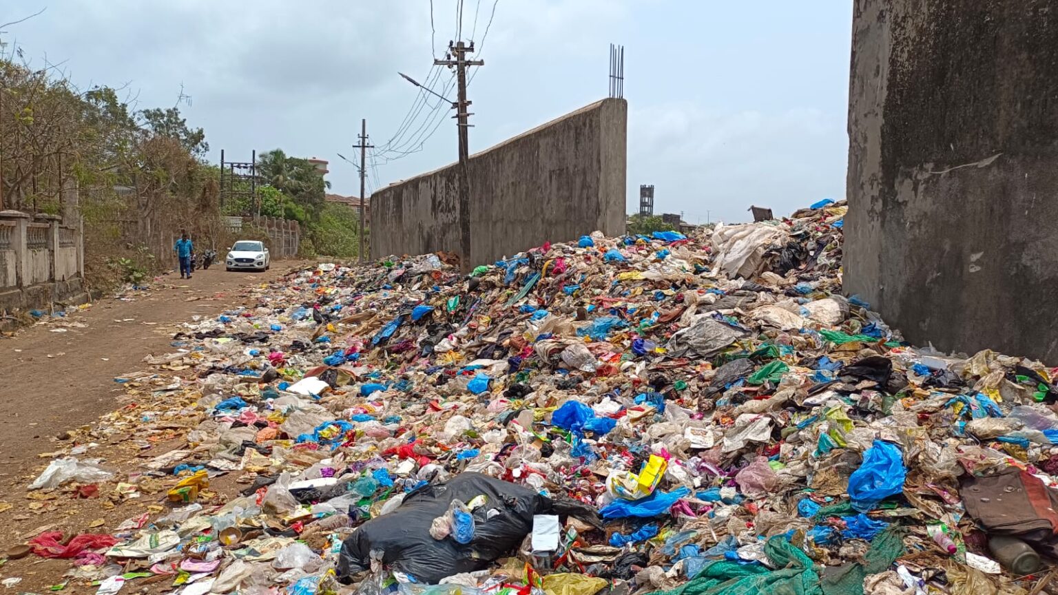 New GARBAGE HOTSPOT at Sada