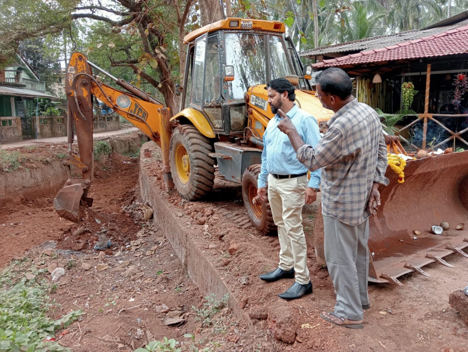 Long pending nullah repair works begin in Old Goa
