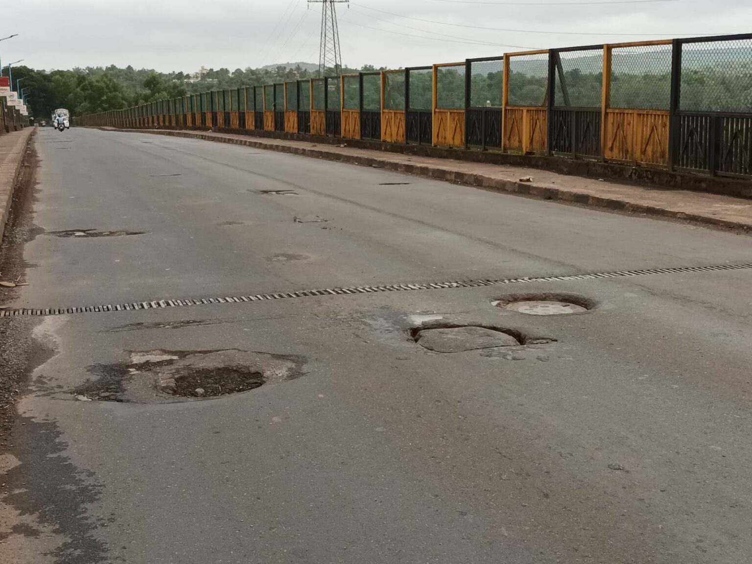 Now, potholes on Borim bridge causes hardship to commuters