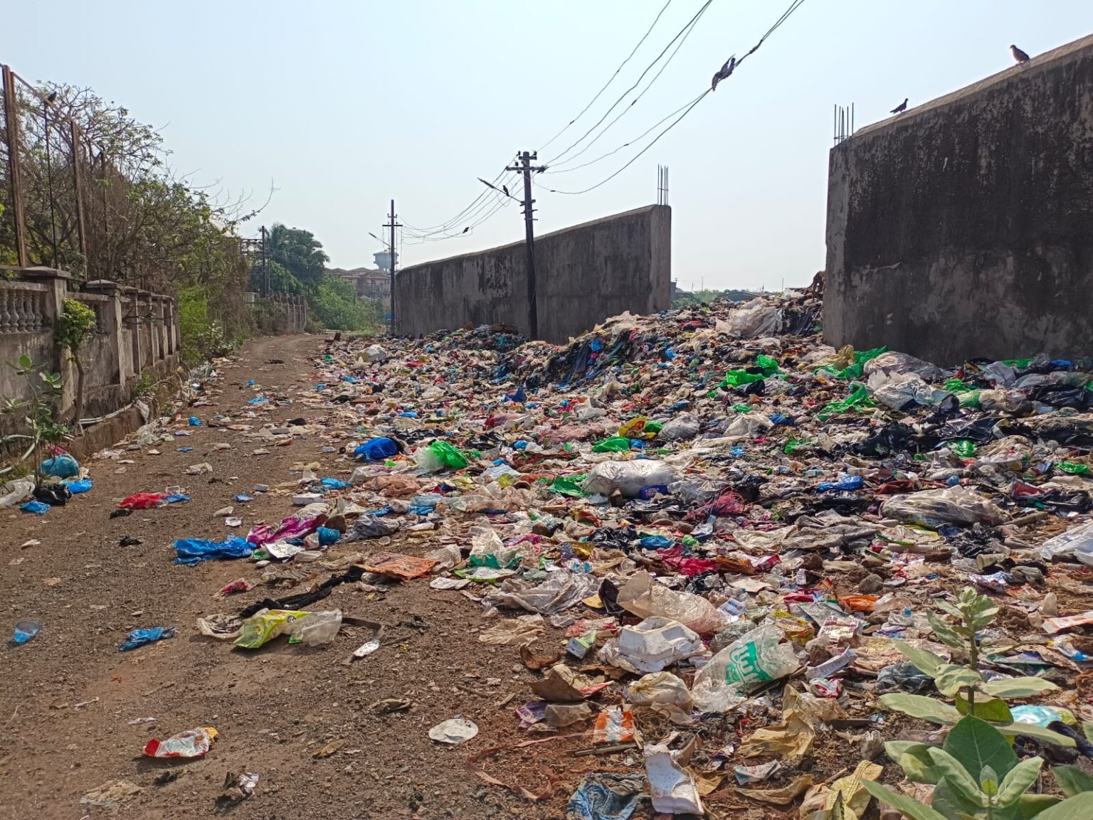 Mormugao now stinks of waste…