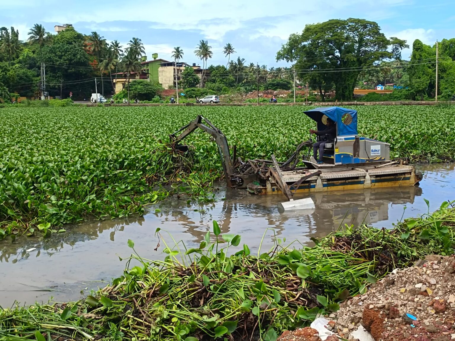 Maimollem lake cleanup underway; to be developed into a tourist attraction