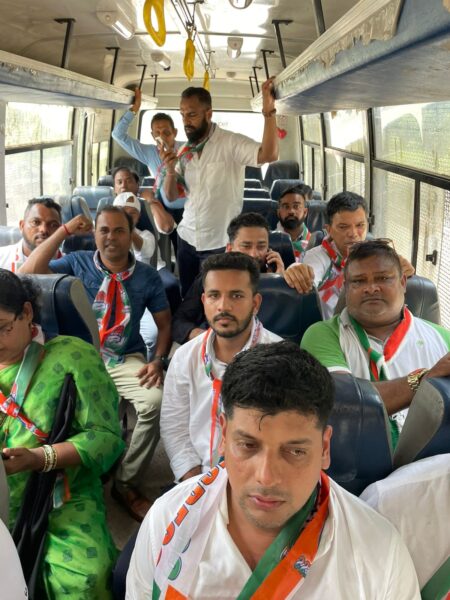 Cong leaders, workers detained outside Raj Bhavan for protesting