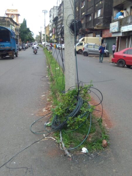 MMC orders to cut internet cables on all polls posing danger