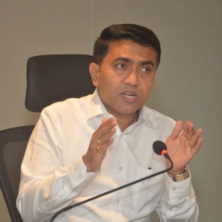 Unknown person impersonates as offcer, Ministry of Law and Justice; calls CM Sawant