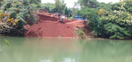 Locals allege Govt illegally dumping mud in OPA river