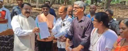 Governor begins ‘Goa Saimik Daiz Yatra’, with a visit to 2000 years old Banyan Tree at Partagal, Canacona