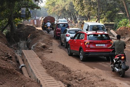 SMART CITY SCAM? Goa Congress leaders meet CAG Officer: demands audit report on 47 IPSCDL projects