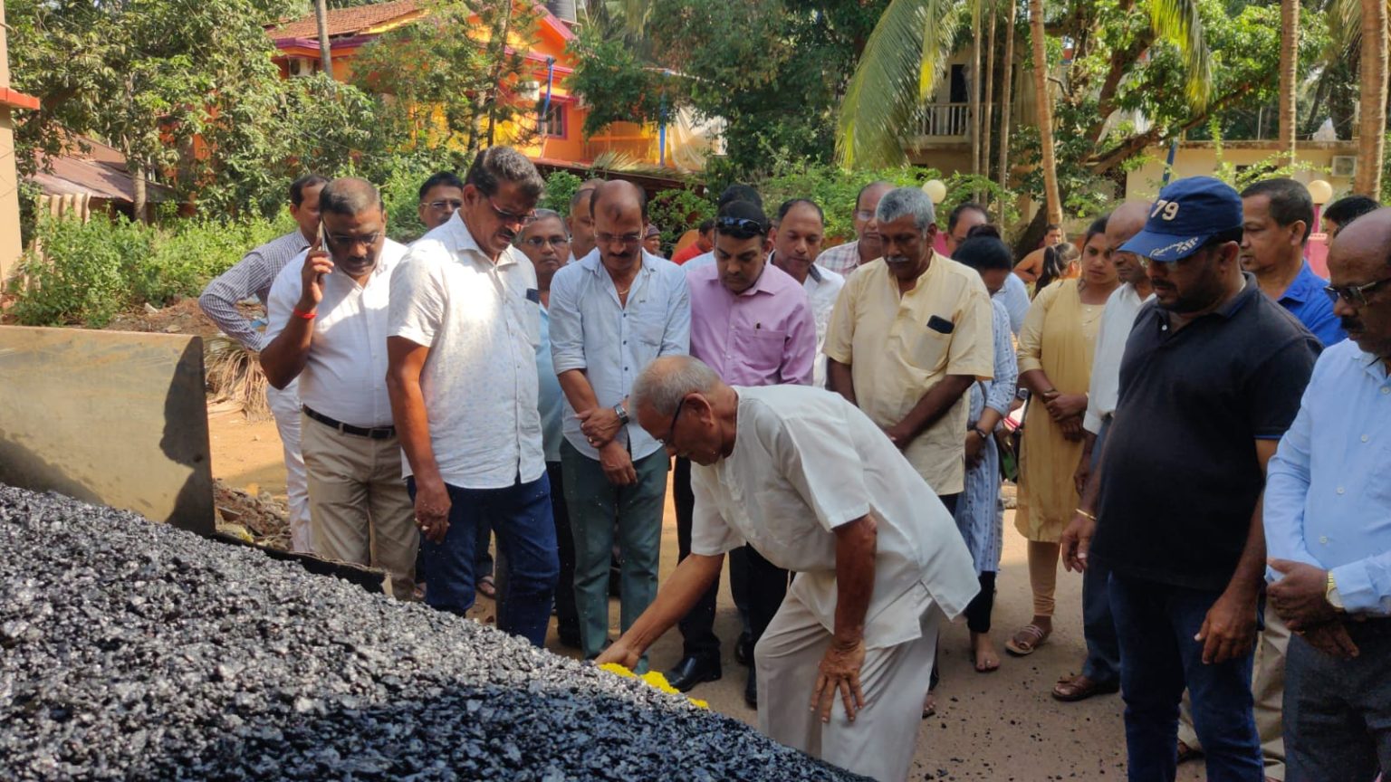 Hot-Mixing of decade-long awaited Nagarcem -Chapoli Road begins