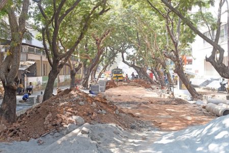 5 Show Cause notices issued to 4 Smart City contactors for work delays