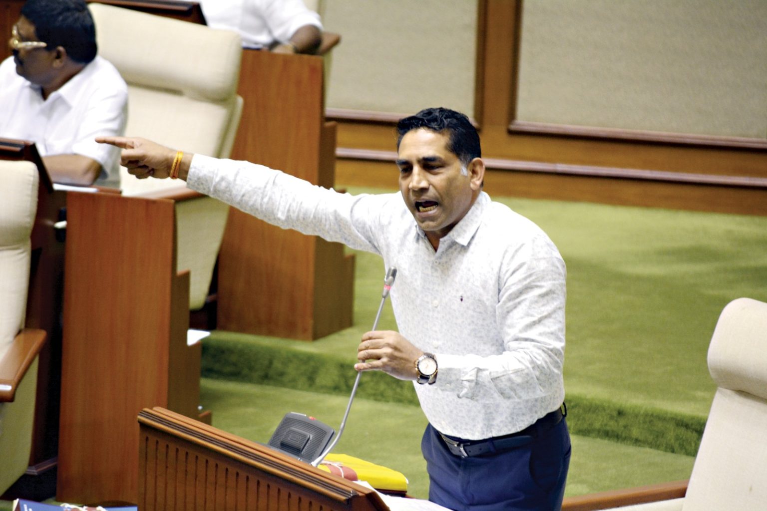 Did Min Gaude hint at lack of political will for ST reservation?