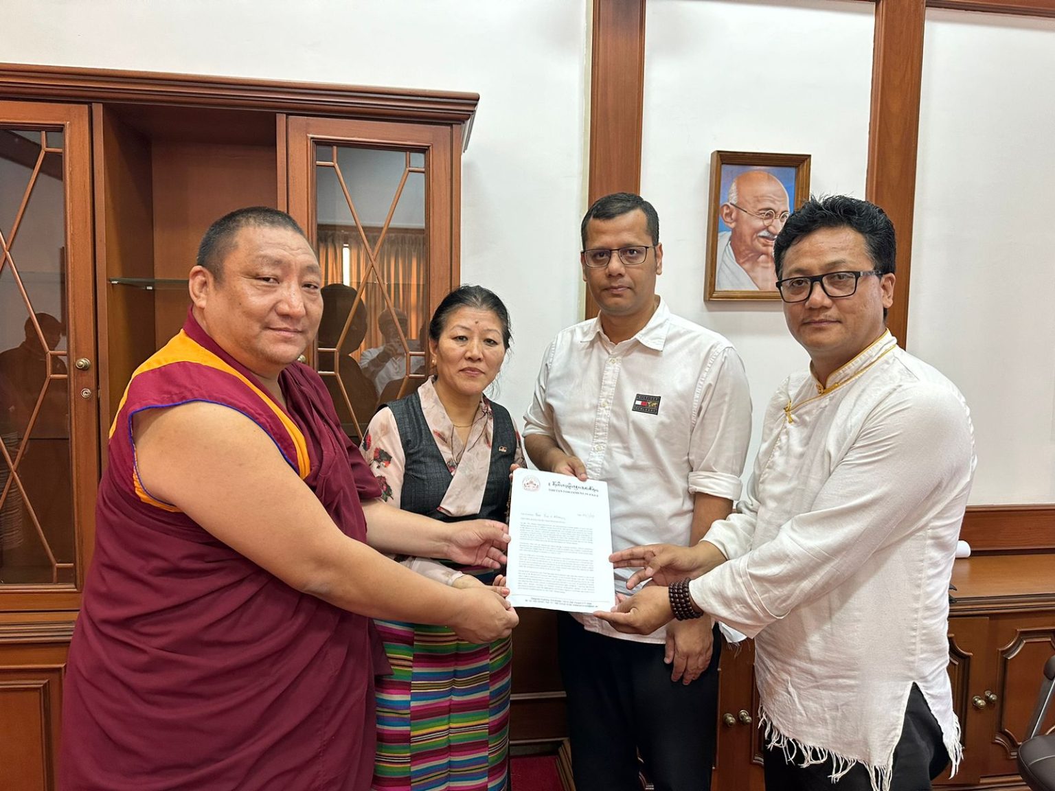 Members of Tibetan parliament-in-exile meet Goa LoP, urge support for Tibetans