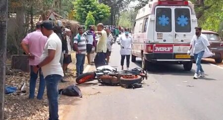 30-yr-old woman pillion rider dies, as bike skids on fishwater spillage on NH66 at Maxem(Loliem)