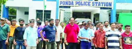 Tense situation outside Ponda PS over attack on PWD worker