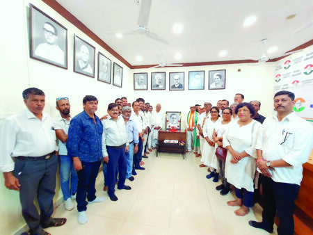GPCC offered floral tributes to Former PM late Rajiv Gandhi on his death Anniversary at Congress House Panaji