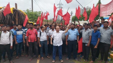 Workers of Verna-based company agitate against retrenchment