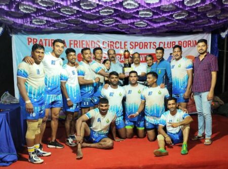 Goa Police Kabaddi team defeated Adarsh sports club in finals to emerge champions of #Kabbadi tournament organised at Borim, Shiroda.
