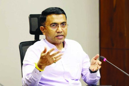 Goa CM directs SEIA to expedite process of granting ECs for mining leases