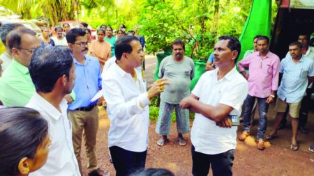 Cortalim MLA Anton Vas Inspects Contaminated Nullah at Shindole, Warns of Strict Action Against Sewage Dumping