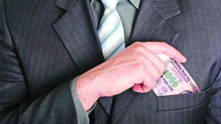 4,300 millionaires likely to move out of India in 2024, UAE top destination