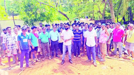 CMC engineer inspects alleged road blockage claim of Patnem locals