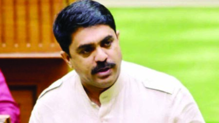 Vijai condemns Assagao house demolition incident