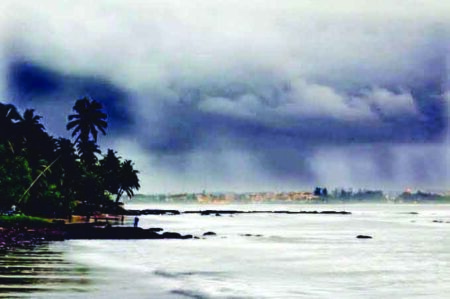 Drishti Marine Issues Monsoon Advisory for Goa Beaches: Public Urged to Avoid Swimming Due Rough Sea