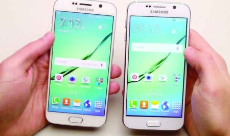 4 arrested for selling fake mobile phones