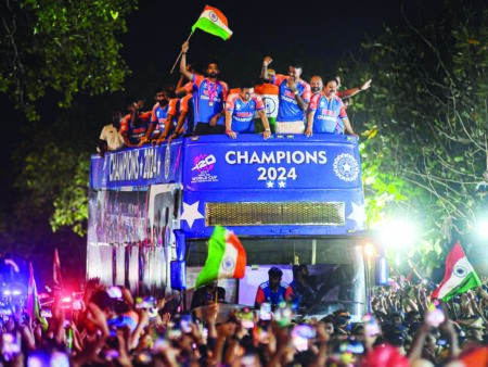 Cops Remain on Toes as Huge Crowds Throng Route of Indian Team’s Victory Parade