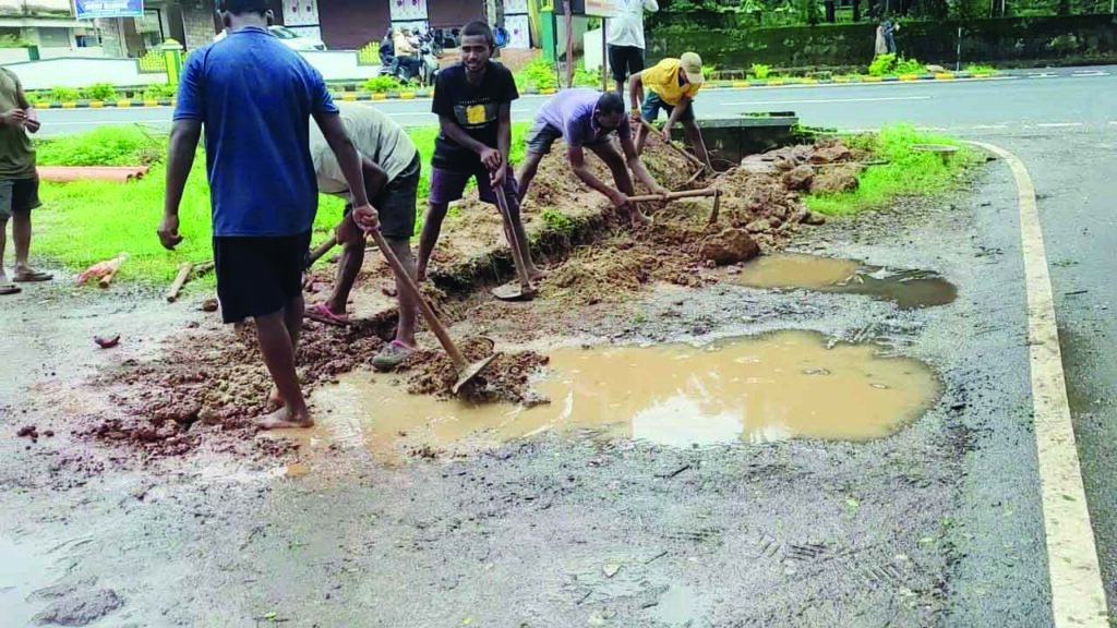 SCM slams govt over attempts to camouflage substandard works