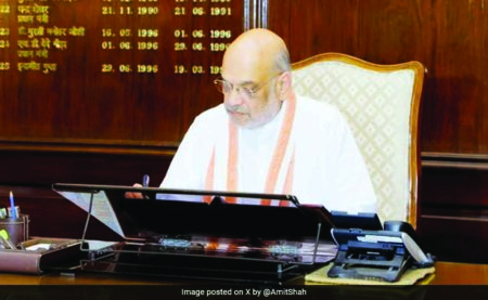 Home Ministry Amends J&K Reorganisation Act, Boosts Powers Of Lt Governor