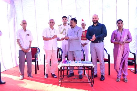 Goa Governor visits Matruchayya & girls home in Mapusa