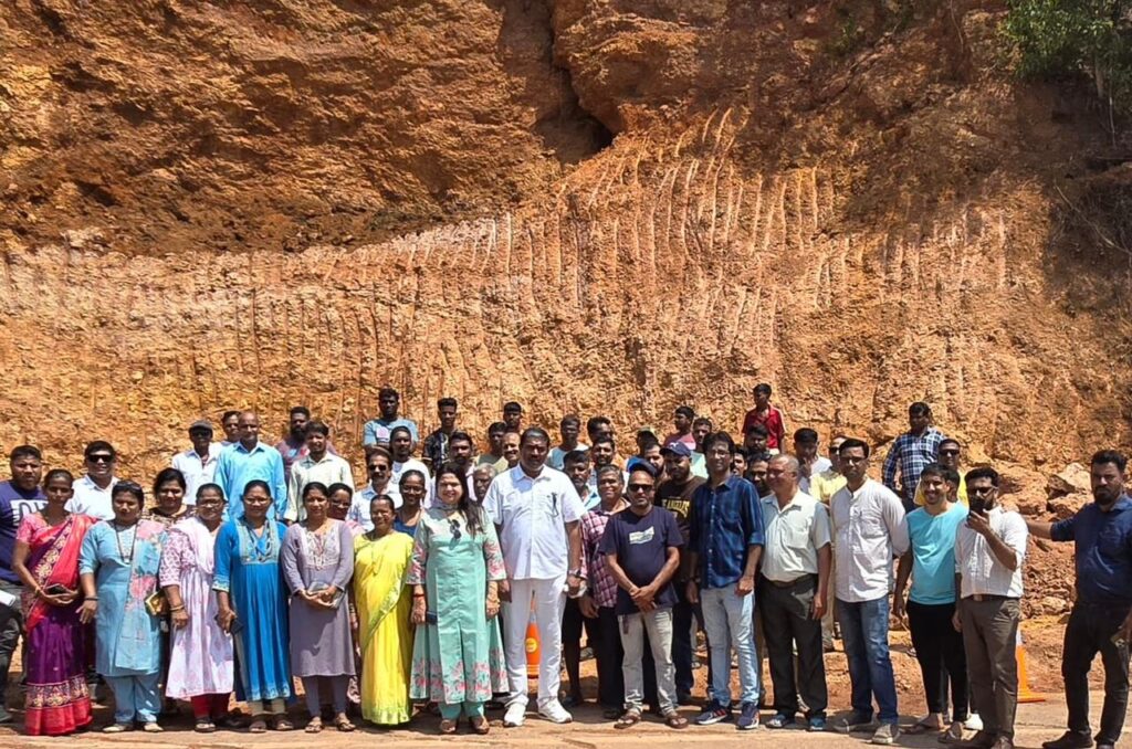 Mormugao Becomes First in Goa to Begin Landslide Restoration Work