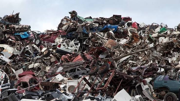 Police action against Illegal scrapyard operations posing environmental health risks in Margao