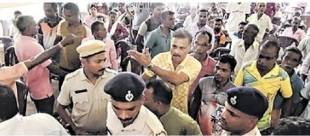 Trouble breaks out at Khotigao Gramsabha