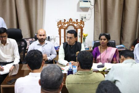 Goa CM Reviews Development & Infra Issues at Mapusa Municipal Council Meeting