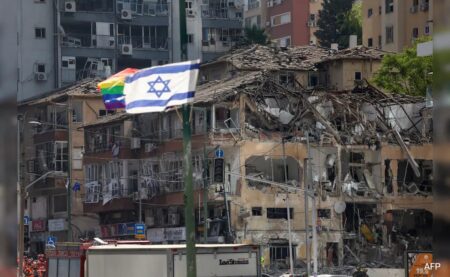 Trump to Decide on Iran Intervention “Within Two Weeks,” Says White House Amid Escalating Conflict