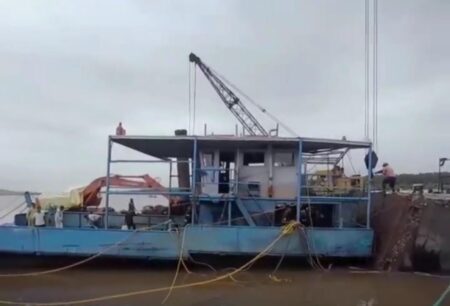 SUNKEN BETIM FERRY FINALLY REFLOATED, TOWED FOR REPAIRS