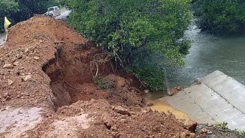 Belagavi–Goa Highway Collapses at Anmod Ghat, Traffic affected