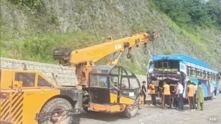 36 Amarnath Pilgrims Injured as 5 Buses Collide in Jammu and Kashmir’s Ramban