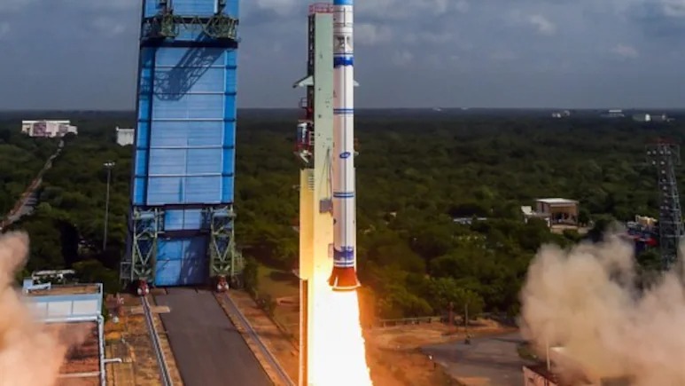 India Plans ‘Bodyguard’ Satellites After Near-Miss in Orbit