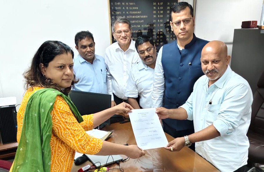 MLA Altone D’Costa files nomination for Speakers post