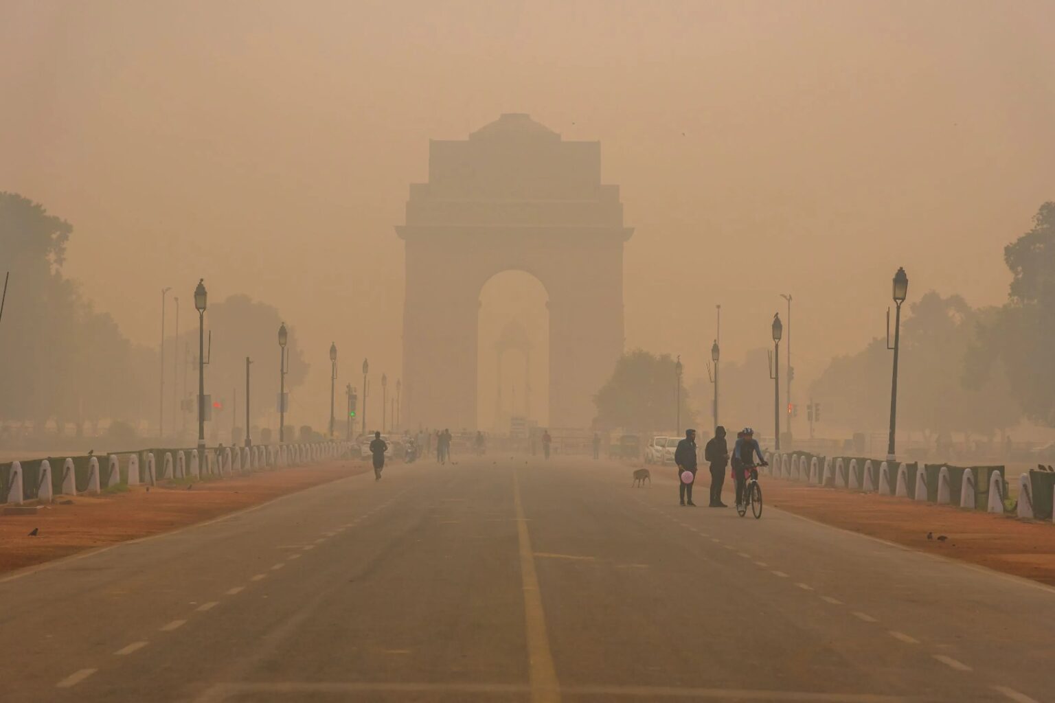 SC Says Children Facing Severe Risk Amid Toxic Delhi Air