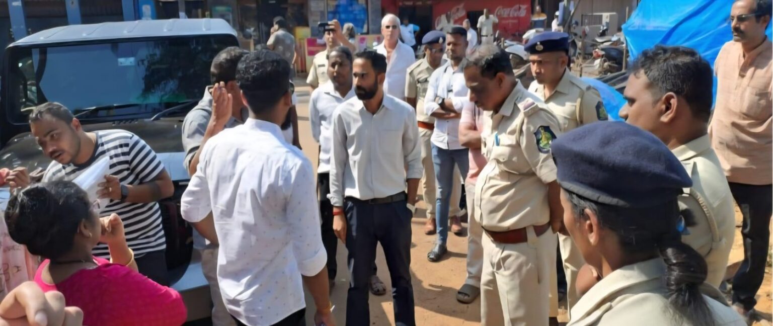 Patnem Residents Stage ‘Rasta Roko’ to Oppose Mega Project Road Plan