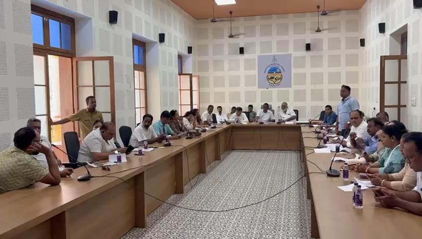 Mormugao council debates fish market shift, Dy Collector office relocation & crematorium upgrade
