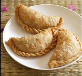 Sweet Flavours of a Goan Christmas: Stories Behind the Festive Delicacies