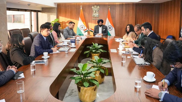 “Fewer Vehicles, Cleaner Air”: Delhi Revives Push for Carpooling