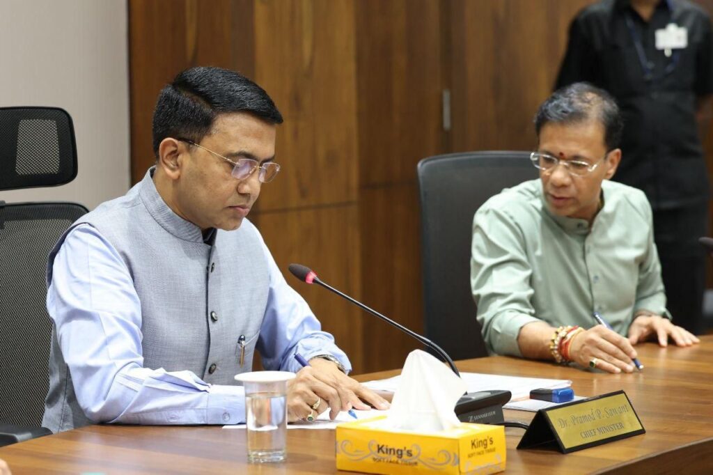 CM Chairs Review Meeting to Strengthen Healthcare Services Across Goa