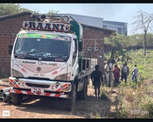 Villagers Halt Borewell Digging Near Bondvoll Lake in Santa Cruz