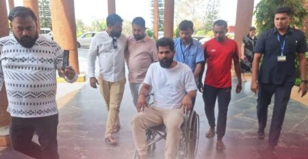 Officers Must Maintain Decorum First: Borkar